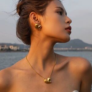 Puff Heart Gold Necklace
